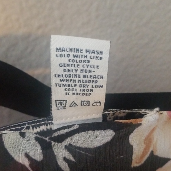 American Rag Dress - Picture 4 of 4